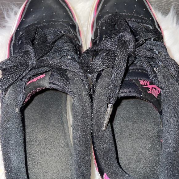 Black Nike AirForce 1 - Picture 4 of 4